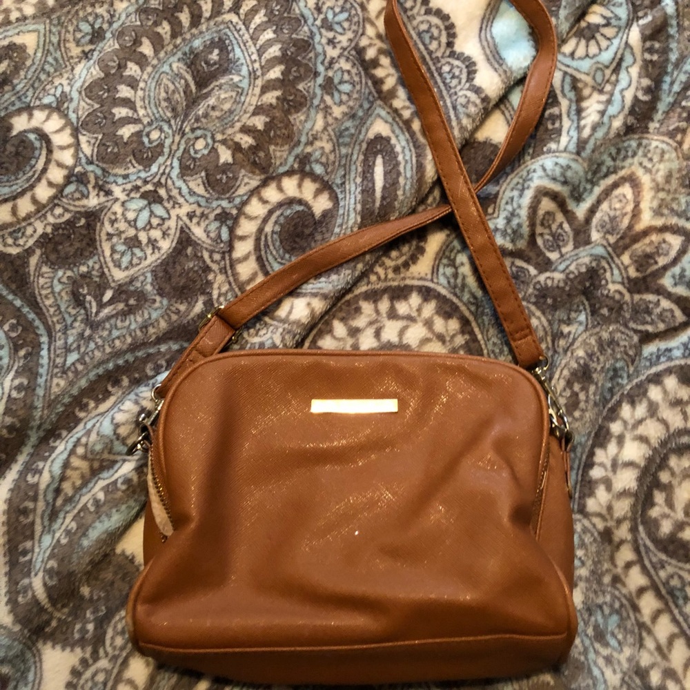 brown crossbody purse